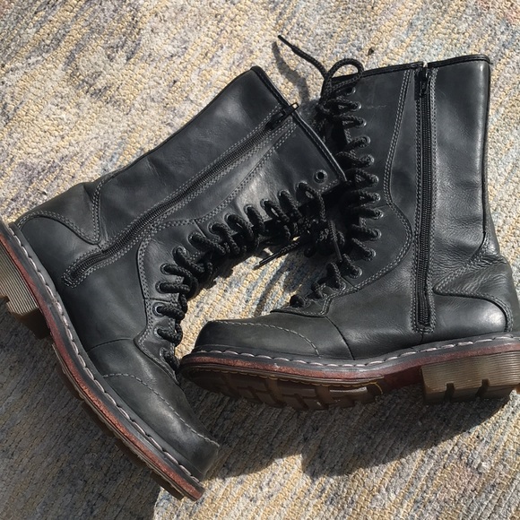 Dr martens boots - Picture 2 of 3